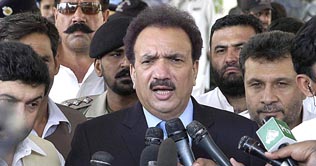 Govt not confronting judiciary: Malik
